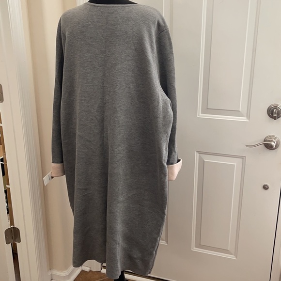 Calvin Klein Gray Open Front Long Knit Cardigan w/Contrast Color - Picture 3 of 10
